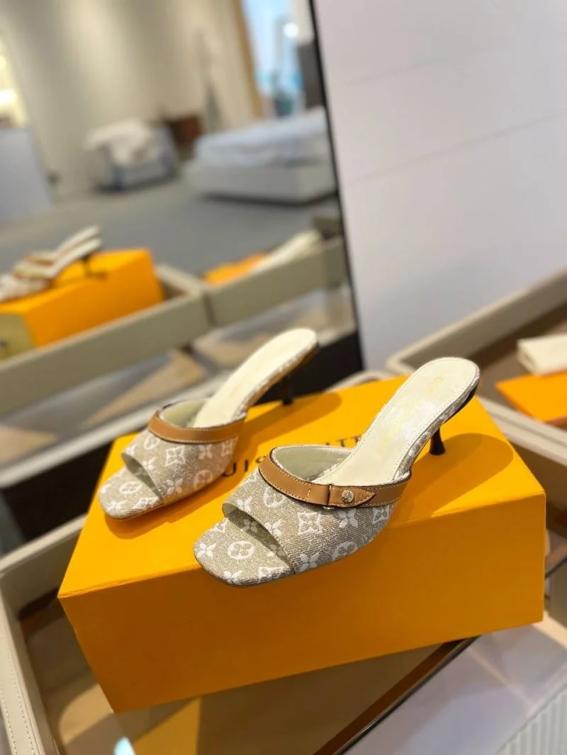 Sophisticated Louis Vuitton Slippers 33273
