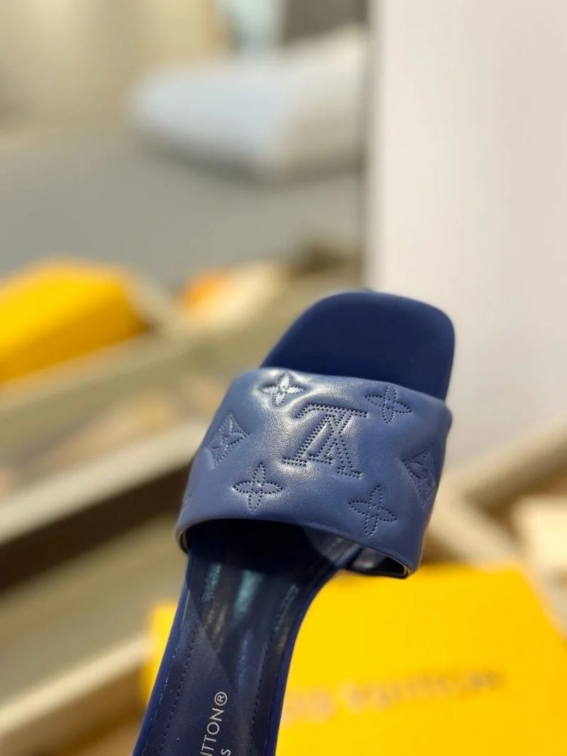Louis Vuitton Slippers Sustainable 33257