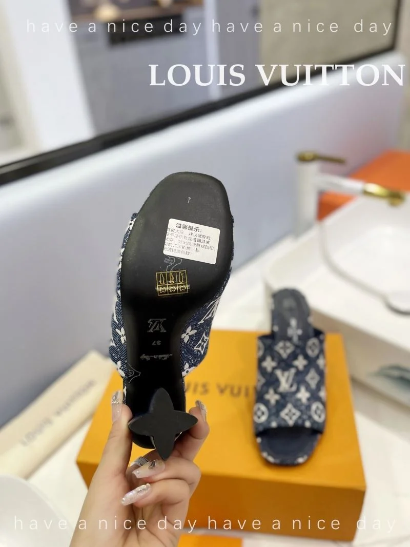 Louis Vuitton Slippers EasyMatch 33266