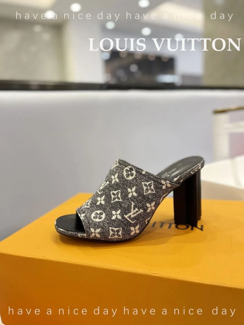 EasyMatch Louis Vuitton Slippers 33270
