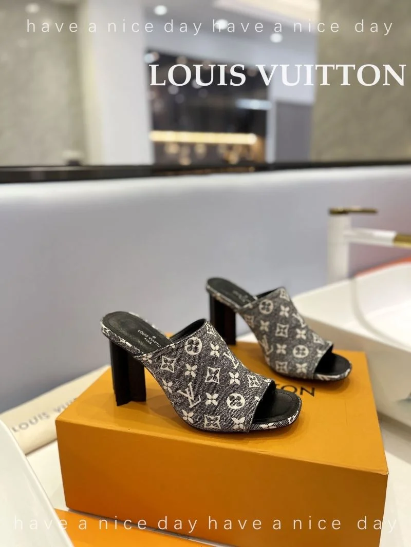 EasyMatch Louis Vuitton Slippers 33270