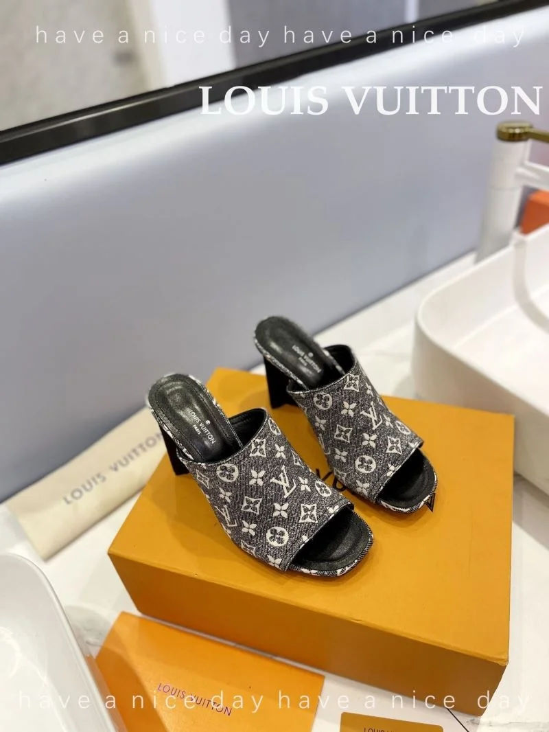 EasyMatch Louis Vuitton Slippers 33270