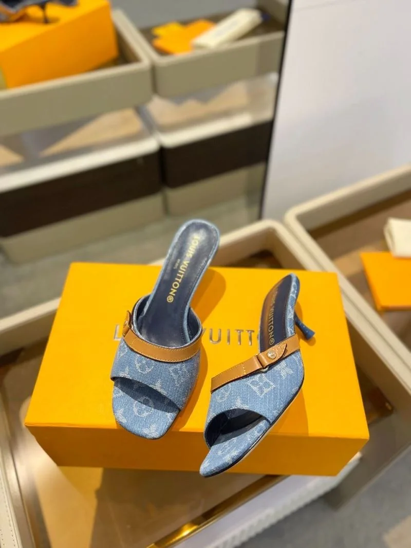 Cozy Louis Vuitton Slippers 33269