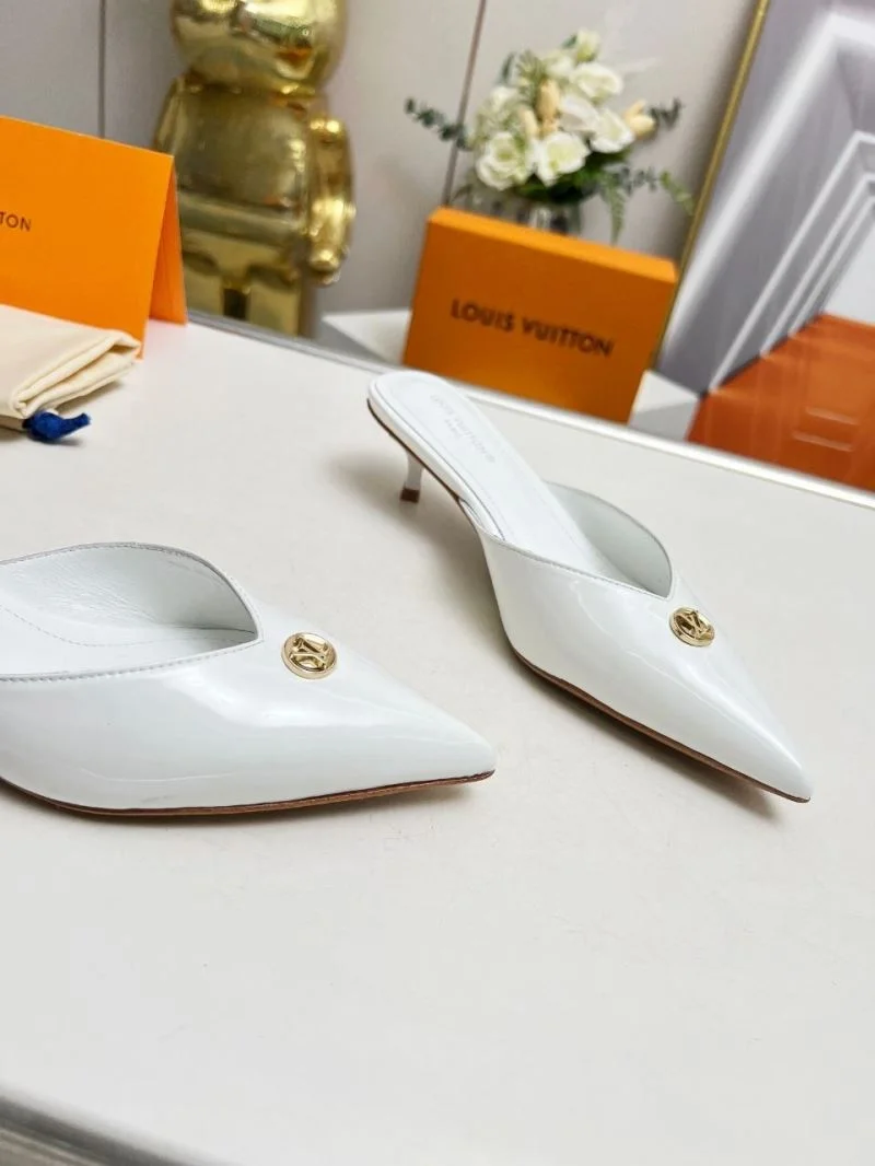 Louis Vuitton Slippers UrbanChic 33261