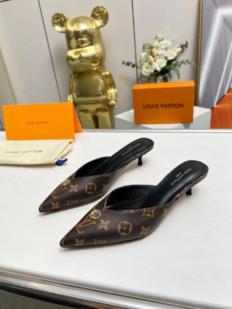 Louis Vuitton Slippers Sophisticated 33263