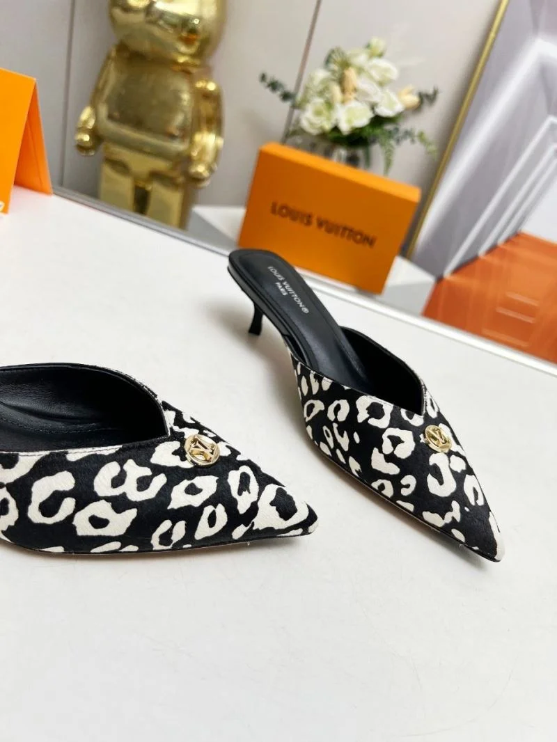 ComfortFit Louis Vuitton Slippers 33254