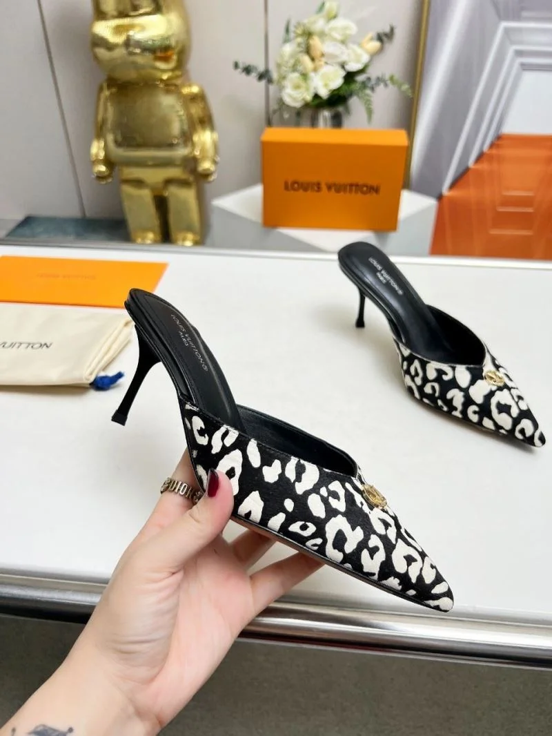 Attractive Louis Vuitton Slippers 33250