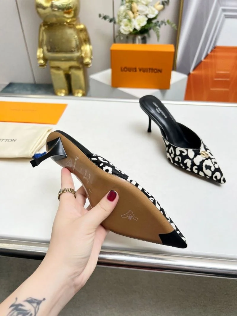 Attractive Louis Vuitton Slippers 33250