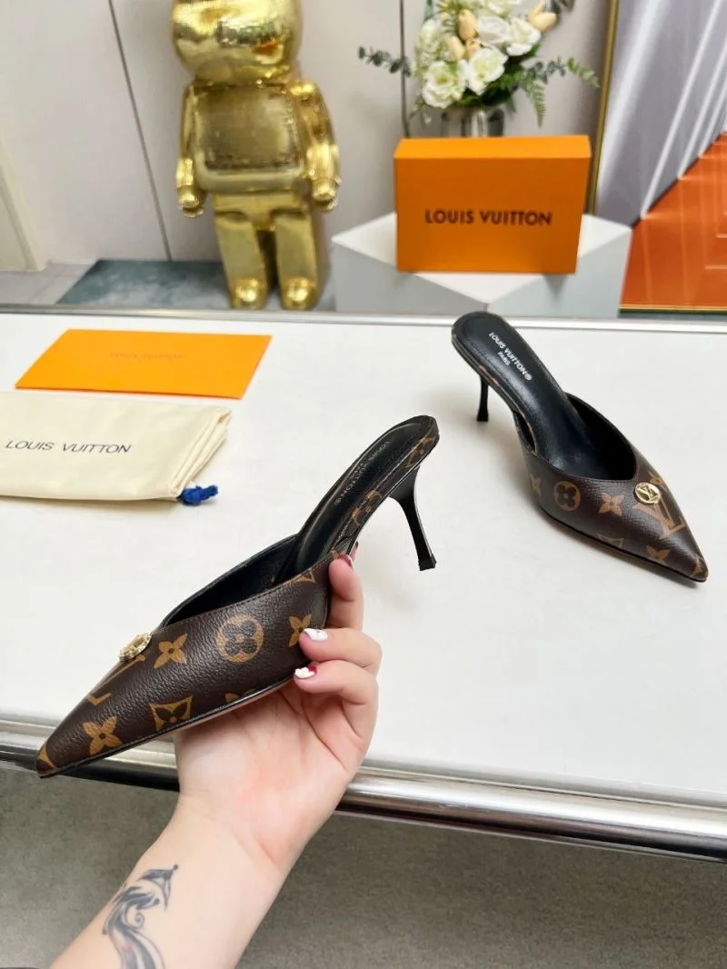Unique Louis Vuitton Slippers 33242