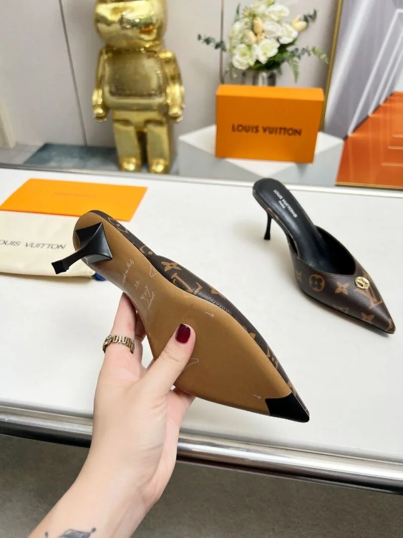 Unique Louis Vuitton Slippers 33242