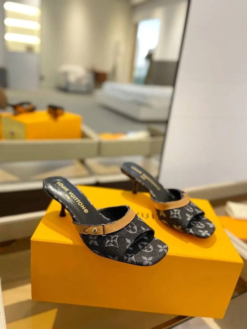 Louis Vuitton Slippers WeatherProof 33238