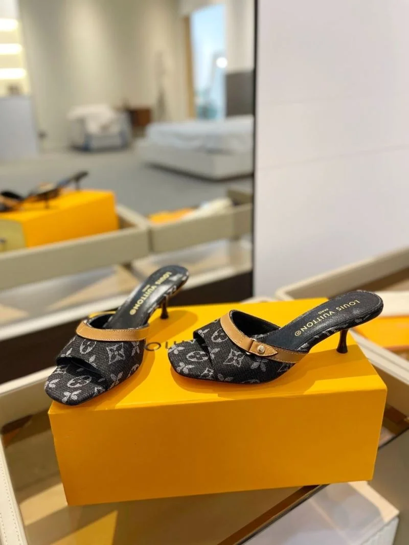 Louis Vuitton Slippers WeatherProof 33238