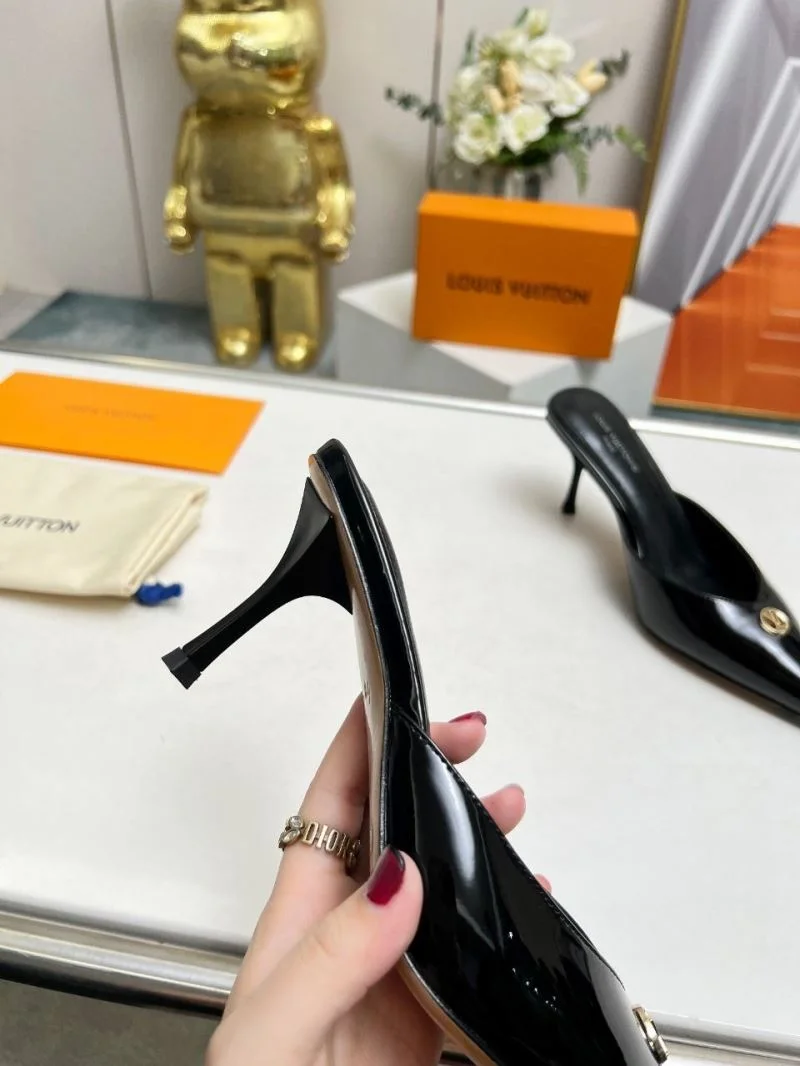 Louis Vuitton Slippers GoAnywhere 33244