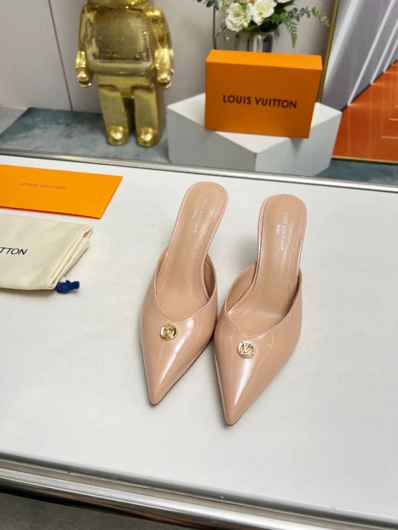 Minimalist Louis Vuitton Slippers 33268