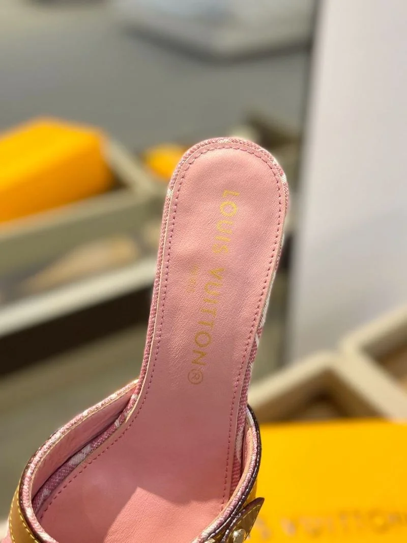Colorful Louis Vuitton Slippers 33248