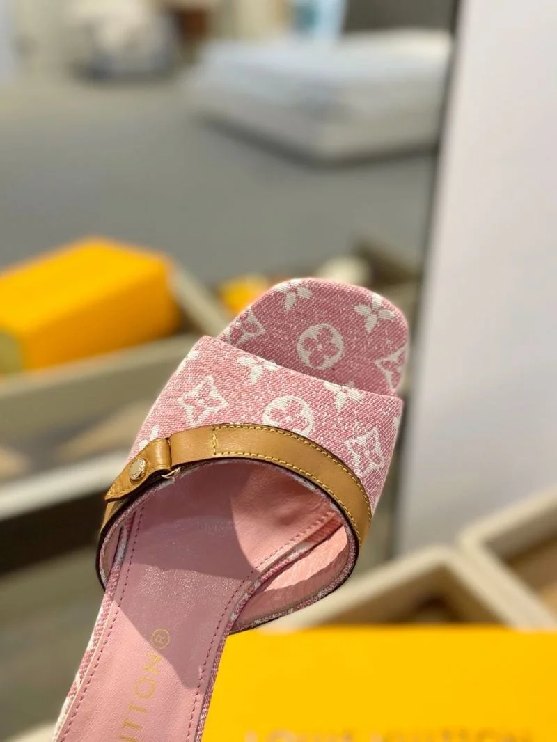 Colorful Louis Vuitton Slippers 33248