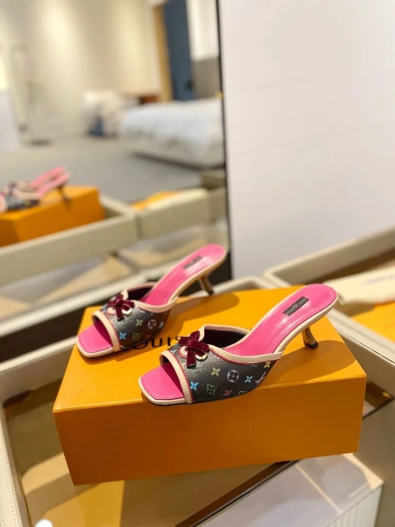 TechFriendly Louis Vuitton Slippers 33249
