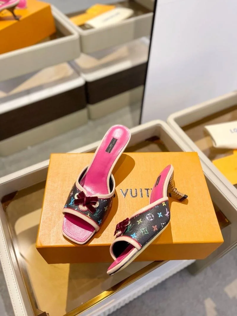 TechFriendly Louis Vuitton Slippers 33249