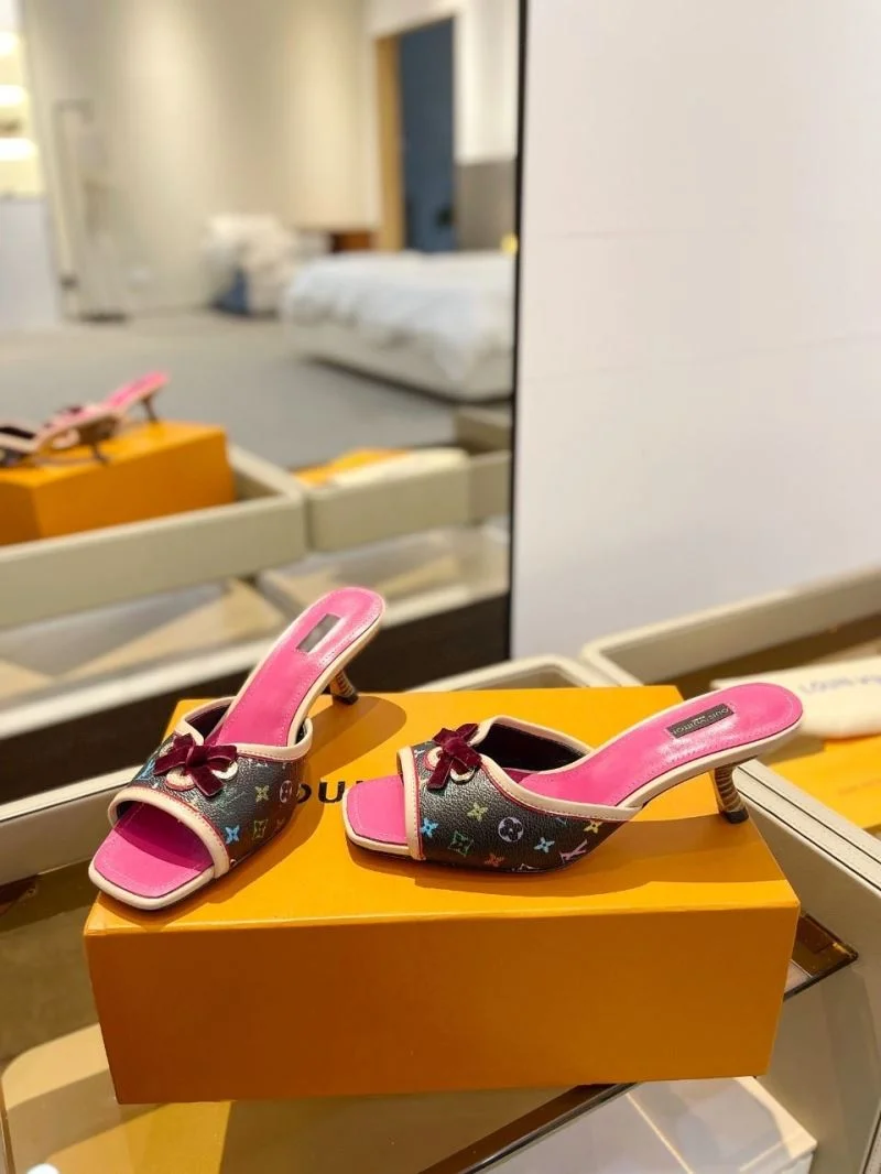 TechFriendly Louis Vuitton Slippers 33249