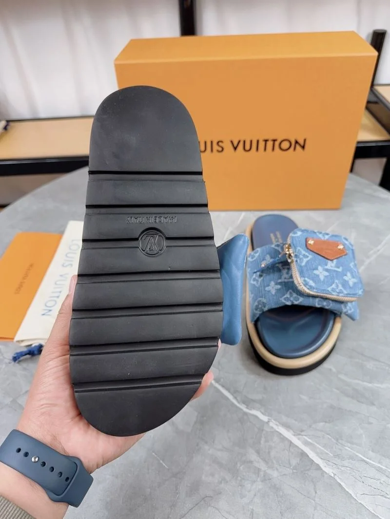Louis Vuitton Slippers TimelessDesign 31181