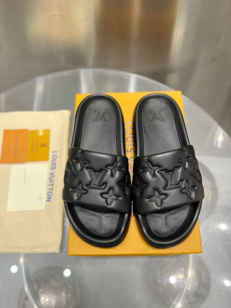 AllSeason Louis Vuitton Slippers 31136