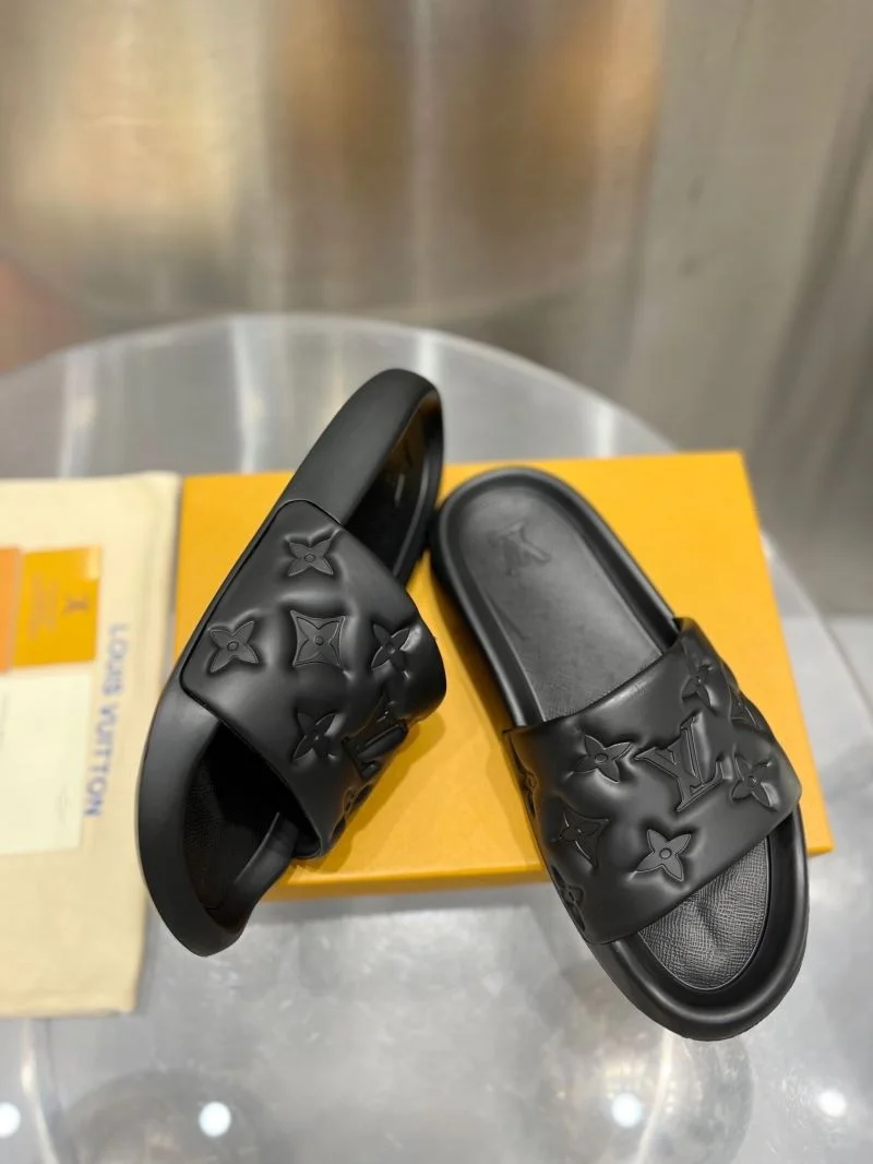AllSeason Louis Vuitton Slippers 31136