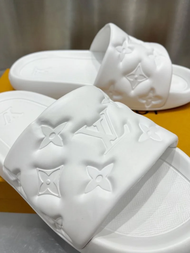 FastDry Louis Vuitton Slippers 31124