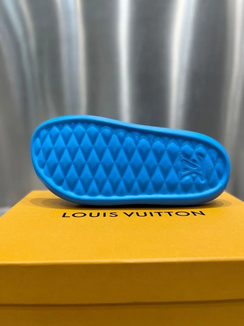 Louis Vuitton Slippers Durable 31140