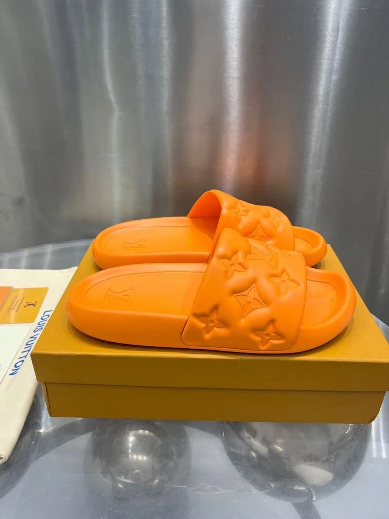 Thermal Louis Vuitton Slippers 31118