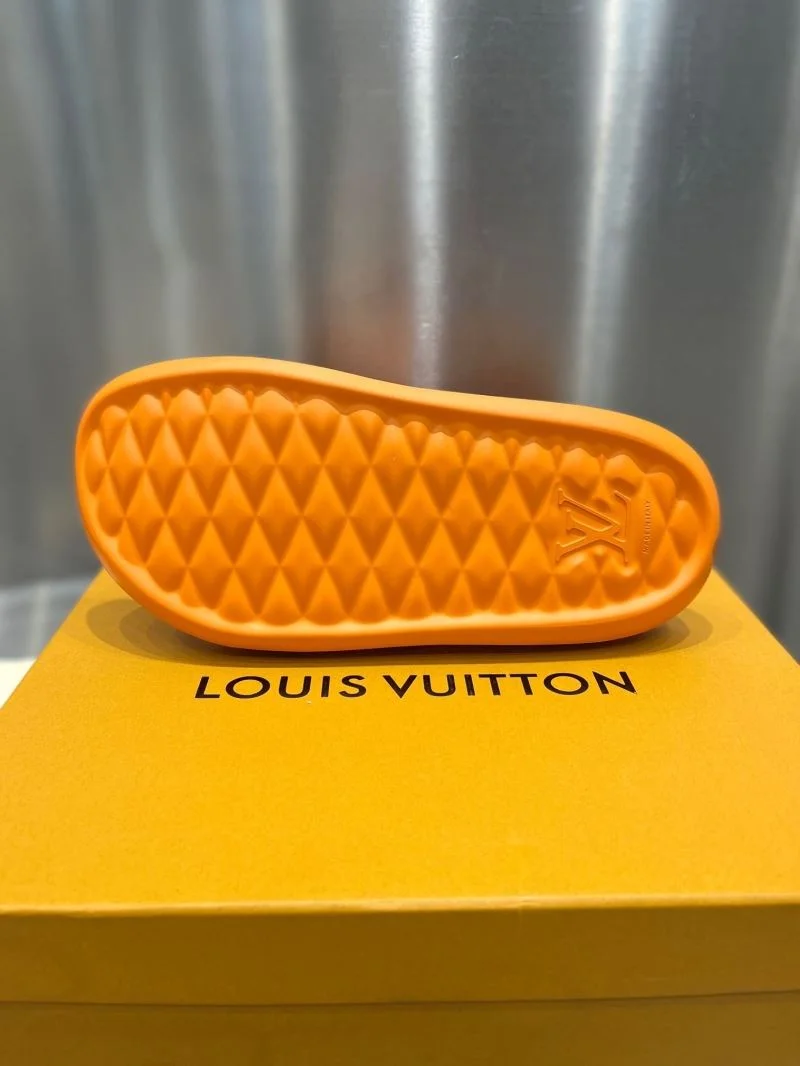 Thermal Louis Vuitton Slippers 31118