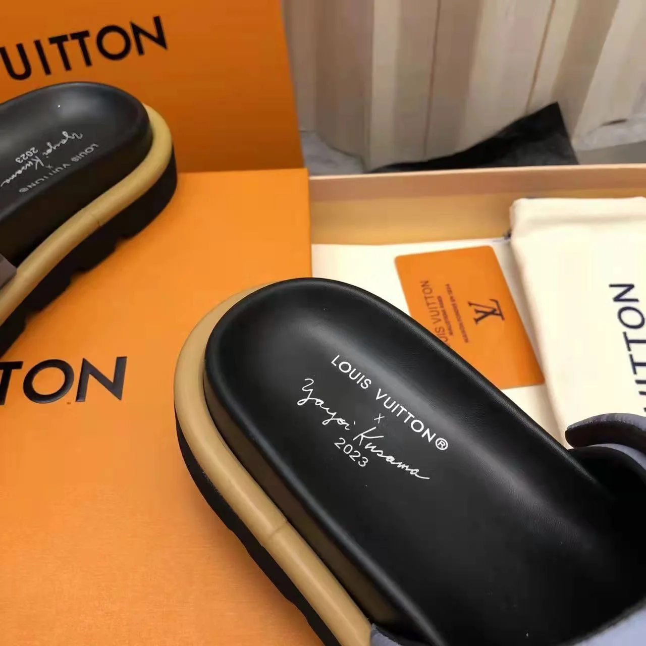 Comfortable Louis Vuitton Slippers 31131