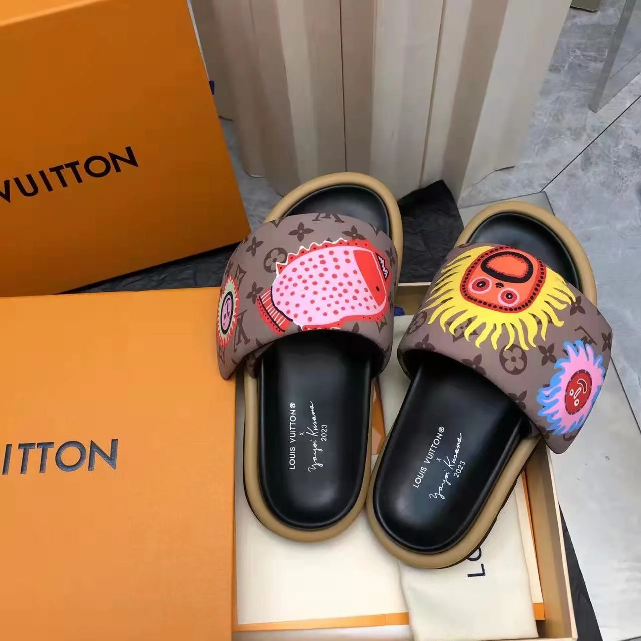 Louis Vuitton Slippers Functional 31134
