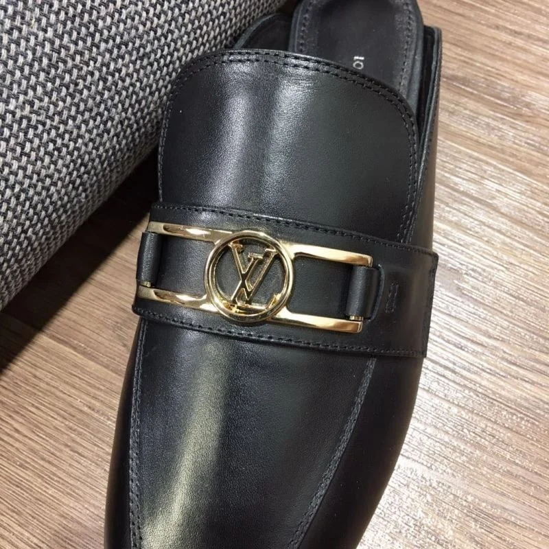 NewStyle Louis Vuitton Slippers 31106
