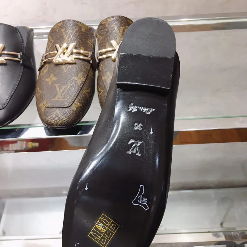 Louis Vuitton Slippers Sophisticated 31104