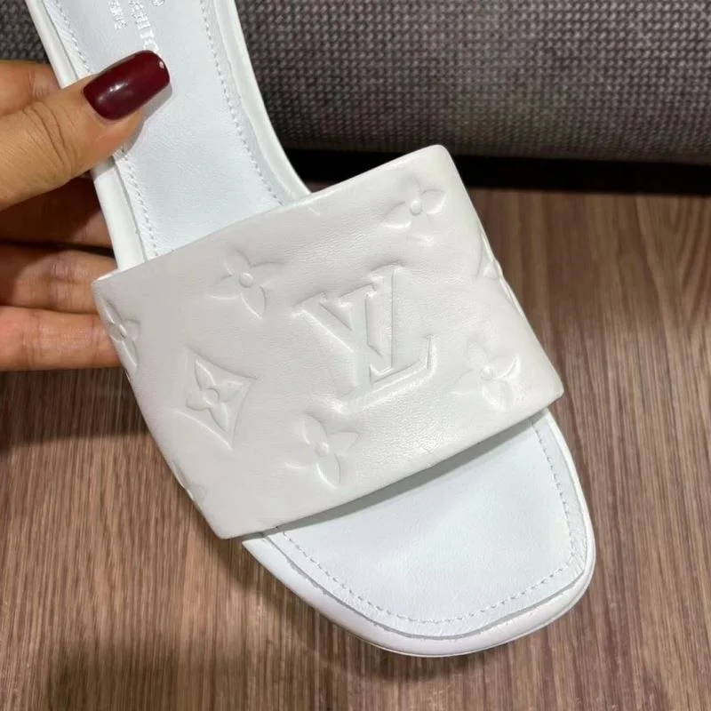 UrbanStyle Louis Vuitton Slippers 31093