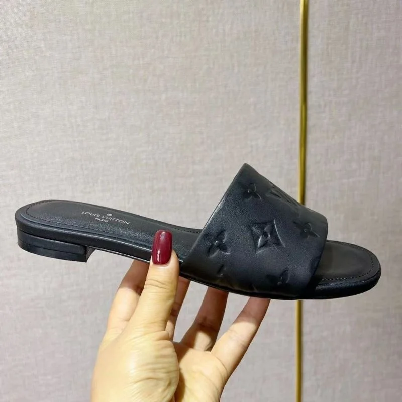 ZipUp Louis Vuitton Slippers 31087
