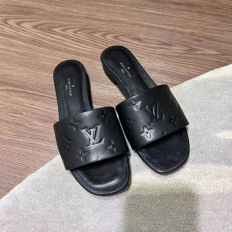 ZipUp Louis Vuitton Slippers 31087