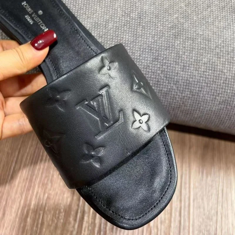 ZipUp Louis Vuitton Slippers 31087