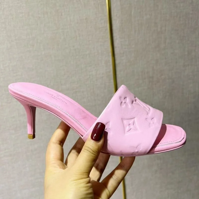 Louis Vuitton Slippers Sophisticated 31088