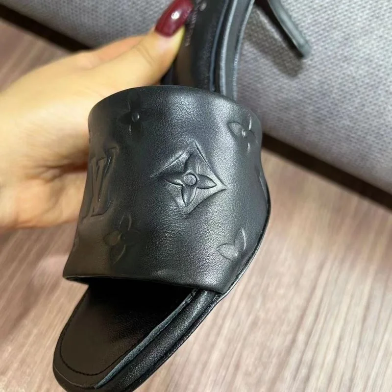 Louis Vuitton Slippers SoftTouch 31080