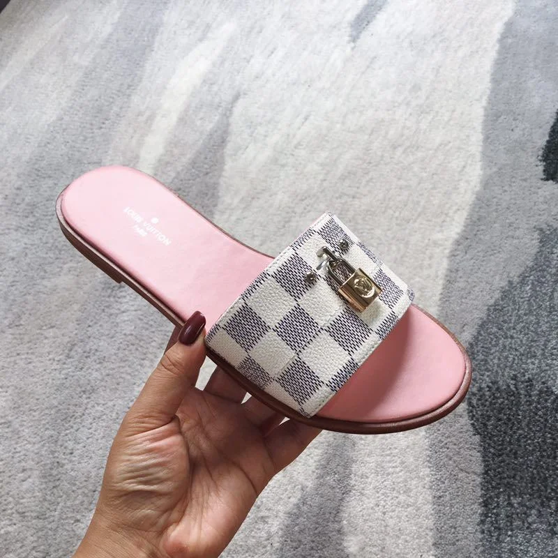 Seasonal Louis Vuitton Slippers 31084