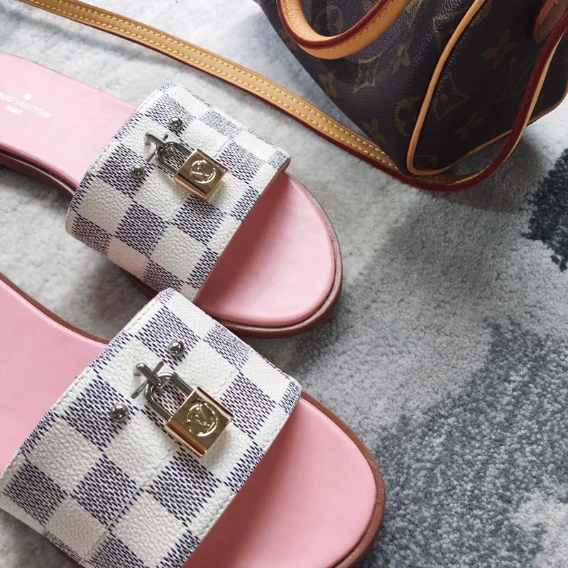 Seasonal Louis Vuitton Slippers 31084