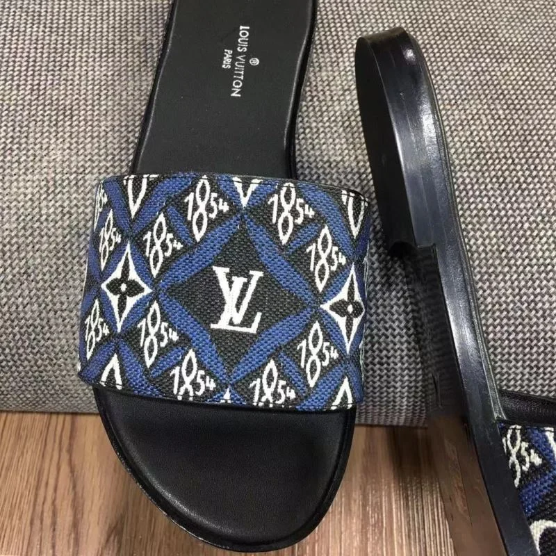 Trendy Louis Vuitton Slippers 31076