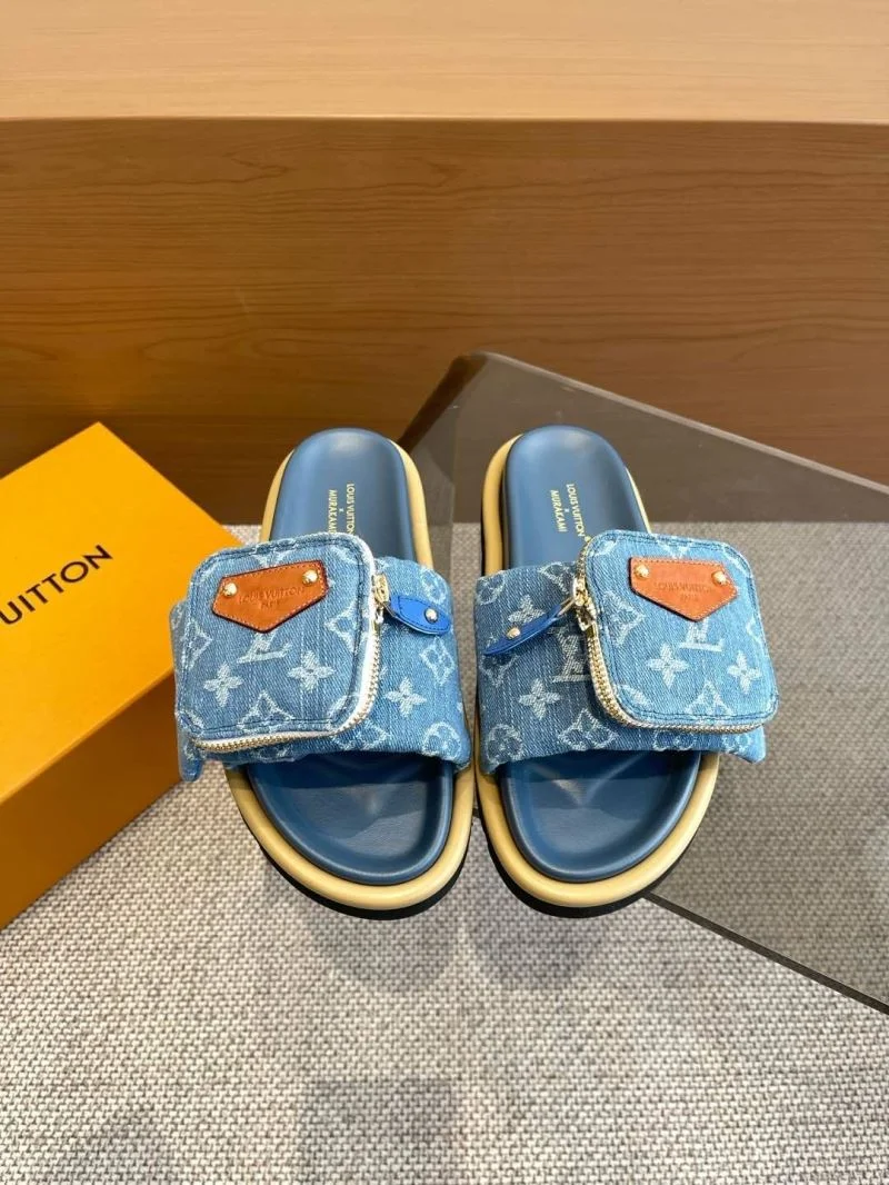 Bold Louis Vuitton Slippers 31070