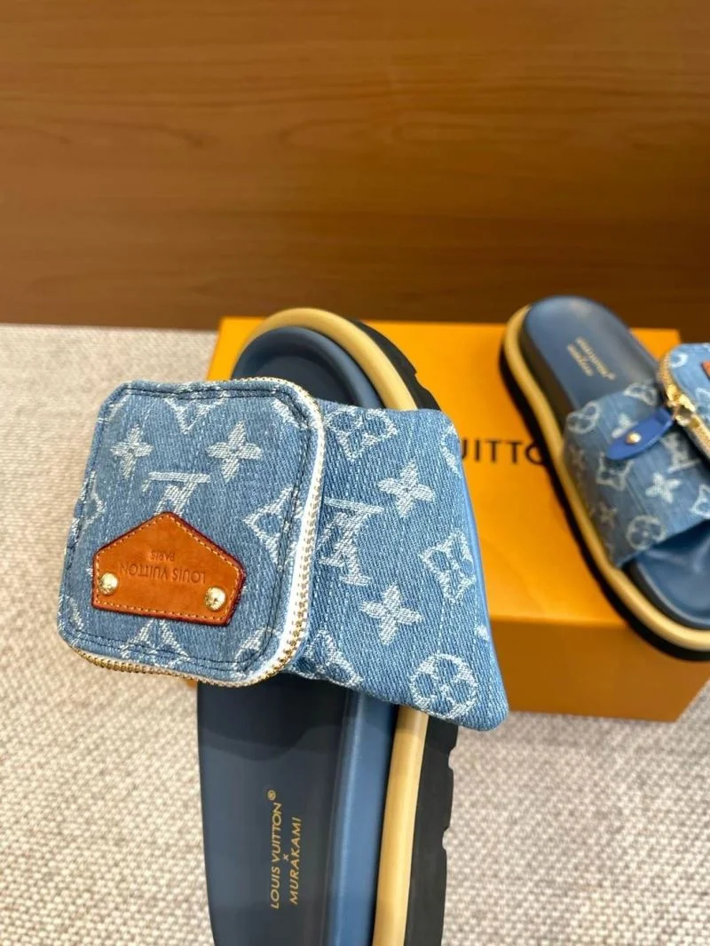 Bold Louis Vuitton Slippers 31070