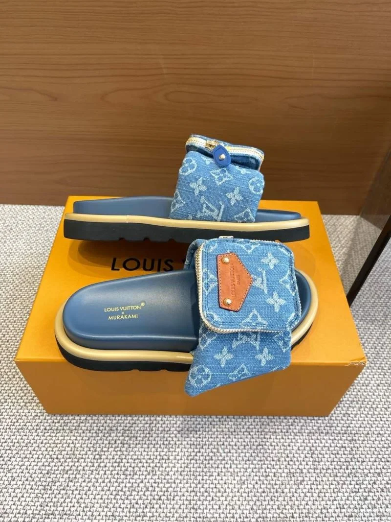 Bold Louis Vuitton Slippers 31070
