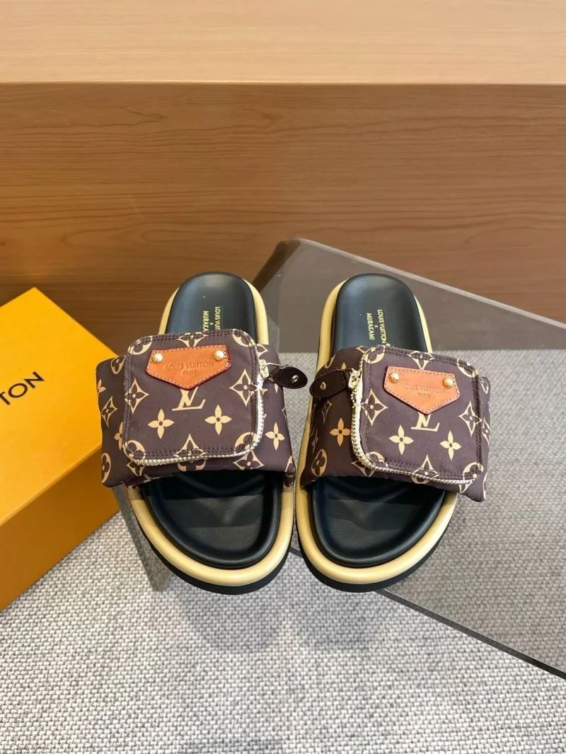 Refined Louis Vuitton Slippers 31089