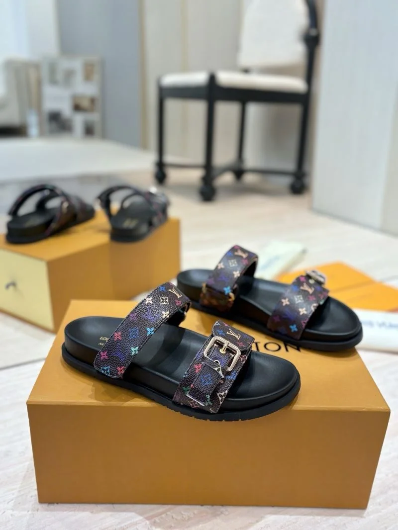 StreetReady Louis Vuitton Slippers 31068