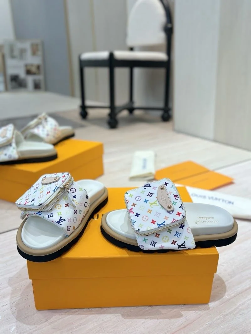 Louis Vuitton Slippers Cozy 31057