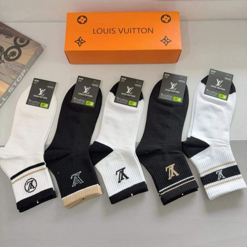 Breathable Louis Vuitton Socks 273227